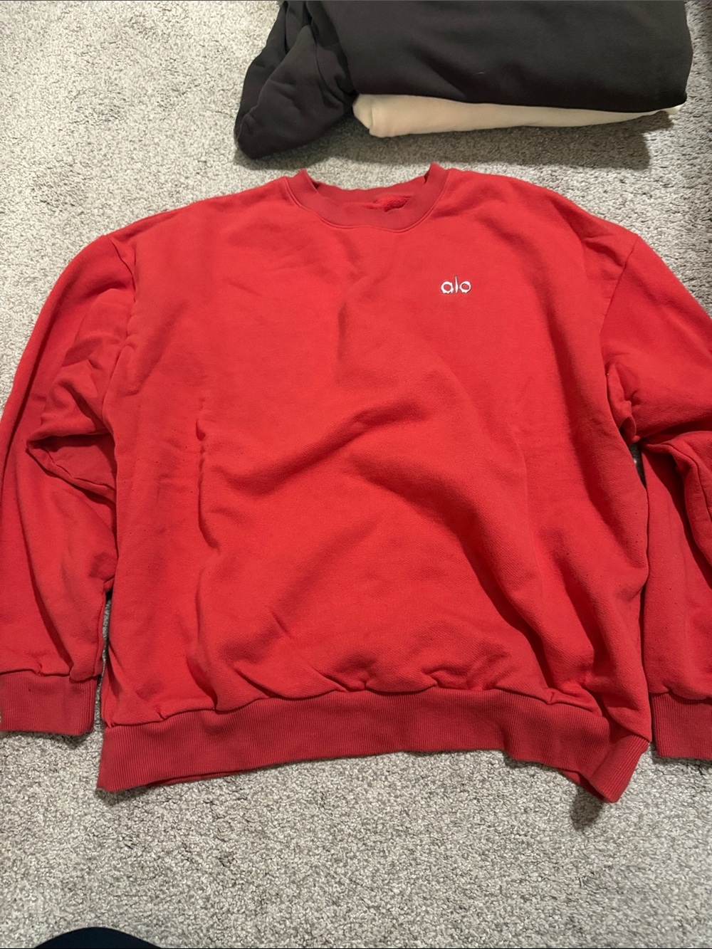 ALO Yoga womens Scarlet Red Crewneck Sweatshirt
